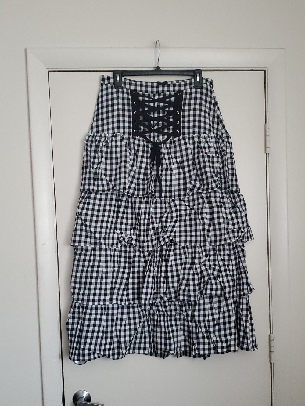 Hot Topic Black and White Gingham Lace-Up Tiered A-Line Skirt